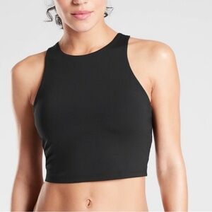🆕 Athleta Conscious Crop
Bikini Top Medium D-DD